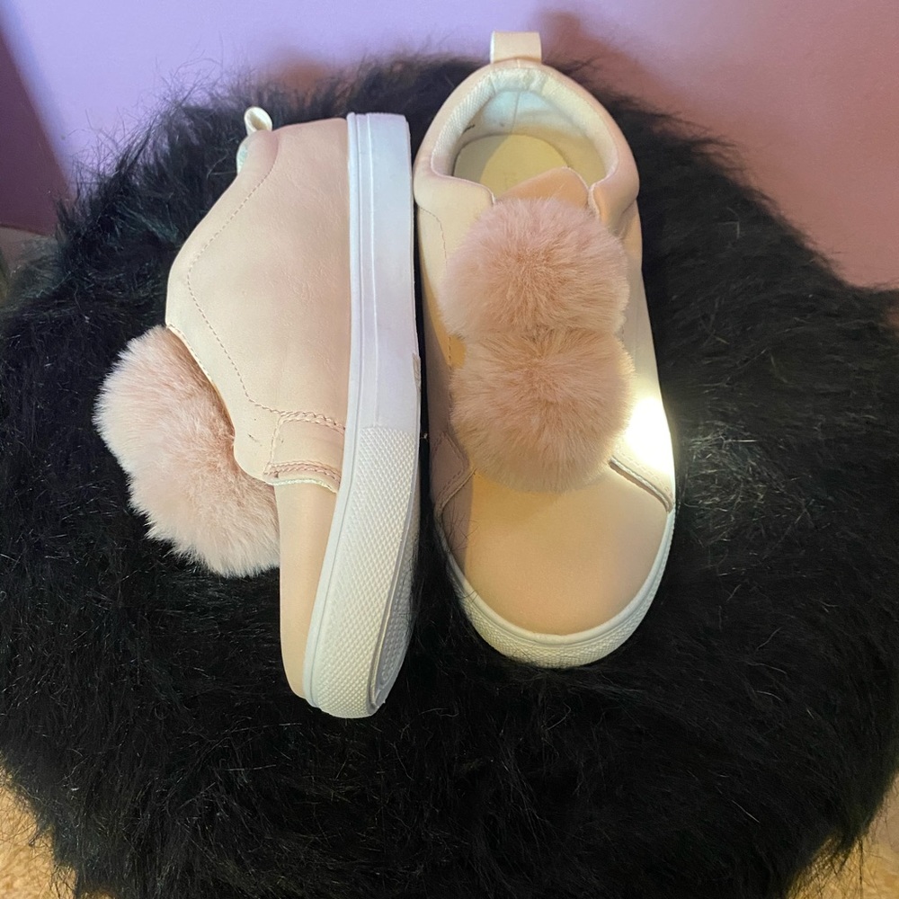 Puff ball shoes size 8